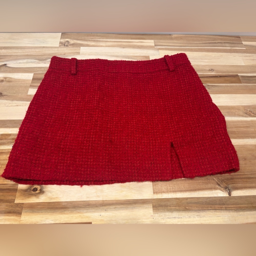 Zara Vibrant Red Textured Skirt